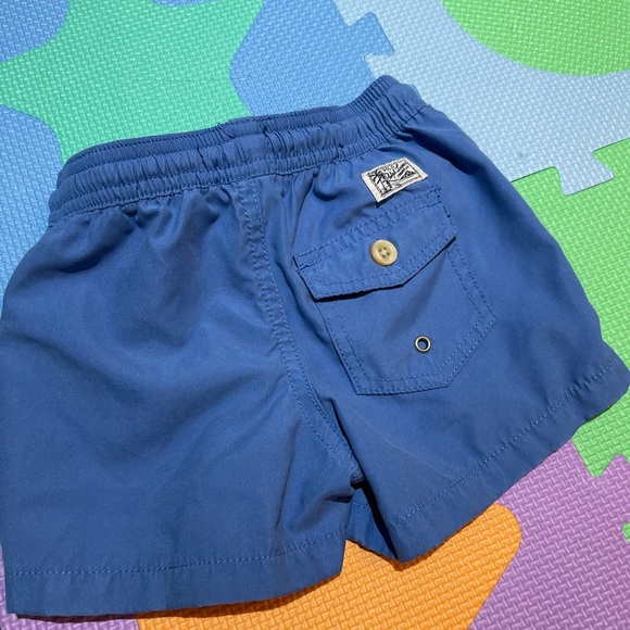 Ralph Lauren shorts - Picture 3 of 3